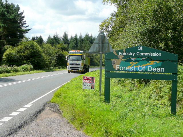 Forest of Dean welcome sign at the entrance to the woodland area